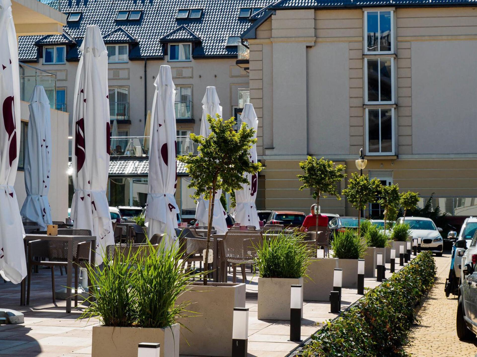 Hotel Krol Plaza Spa & Wellness à Jarosławiec Extérieur photo